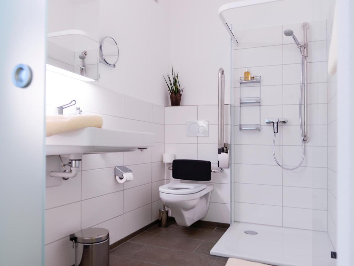 Hotel Baders Krone Laupersdorf Bagian luar foto