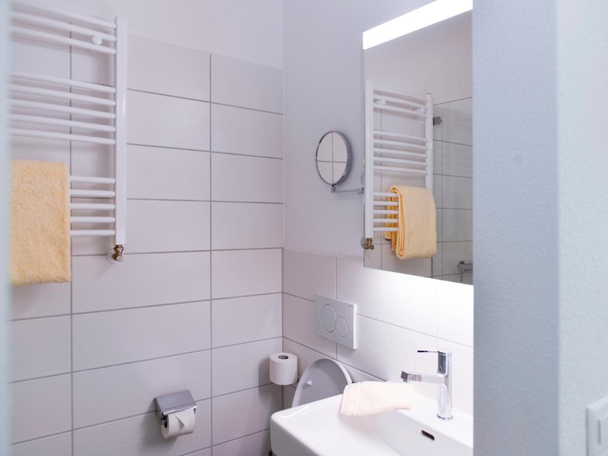 Hotel Baders Krone Laupersdorf Bagian luar foto